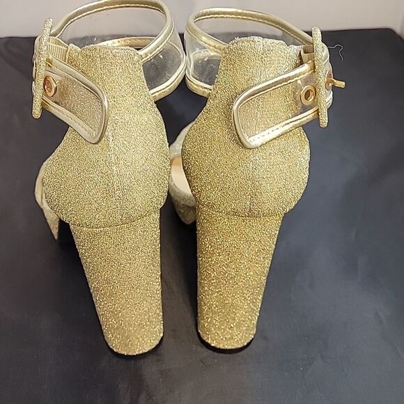 GUESS GOLD SPARKLY BLOCK HEELED ADJUSTABLE BUCKLE ANKLE STRAP OPEN TOE SANDAL - Picture 8 of 13